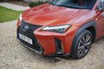 Lexus UX250h F-Sport 2019 года (UK)